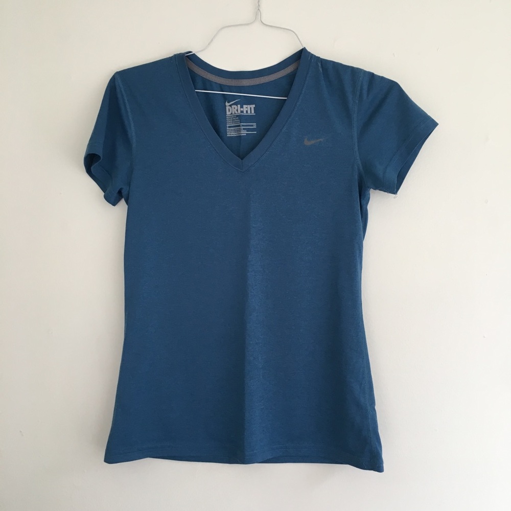 Dri-fit Nike tee